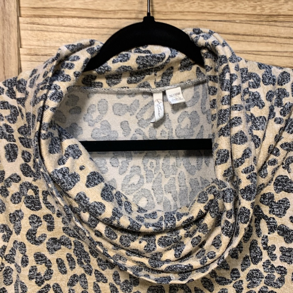 Active Cowl Neck Animal Print Brown Black Sweater 26/28W - Picture 8 of 9
